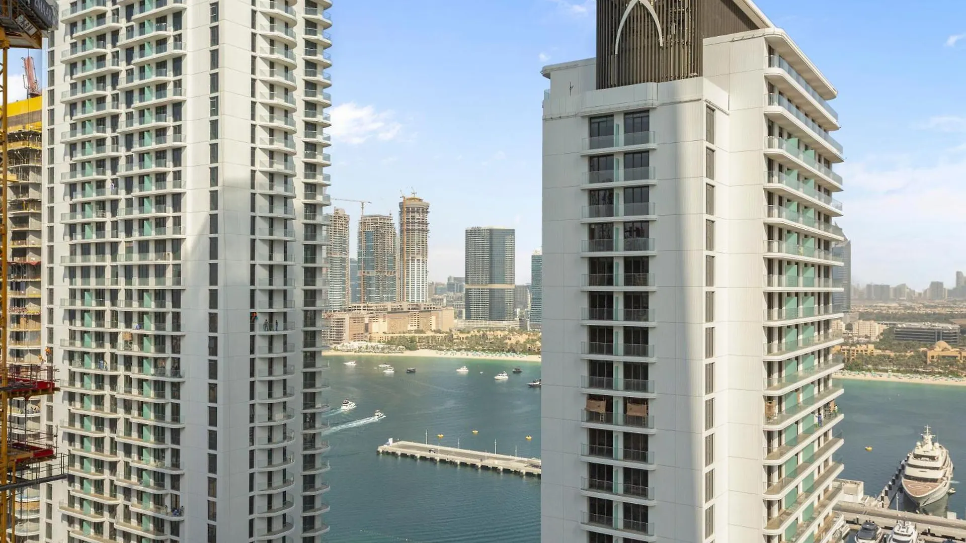 Apartment Coastal Elegance 1-Bedroom In Grand Bleu Dubai United Arab Emirates